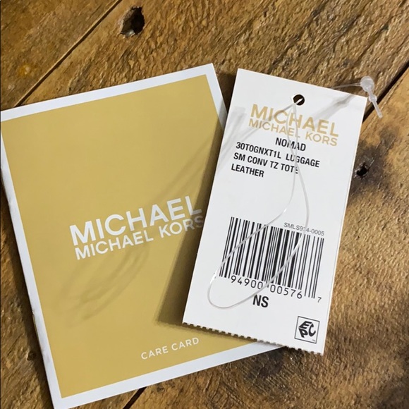 Michael Kors Small Sullivan Nomad Leather Convertible Zip Top Tote Crossbody - Picture 7 of 14